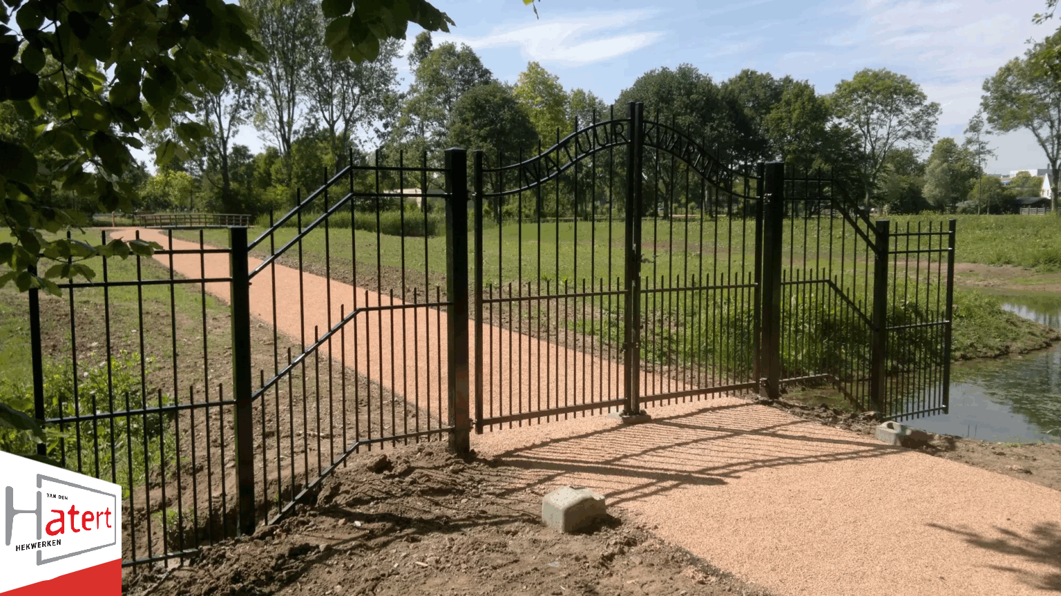 Slootwaaier-Hekwerk-bij-sloot-Hekwerk-Soest-B.V-1